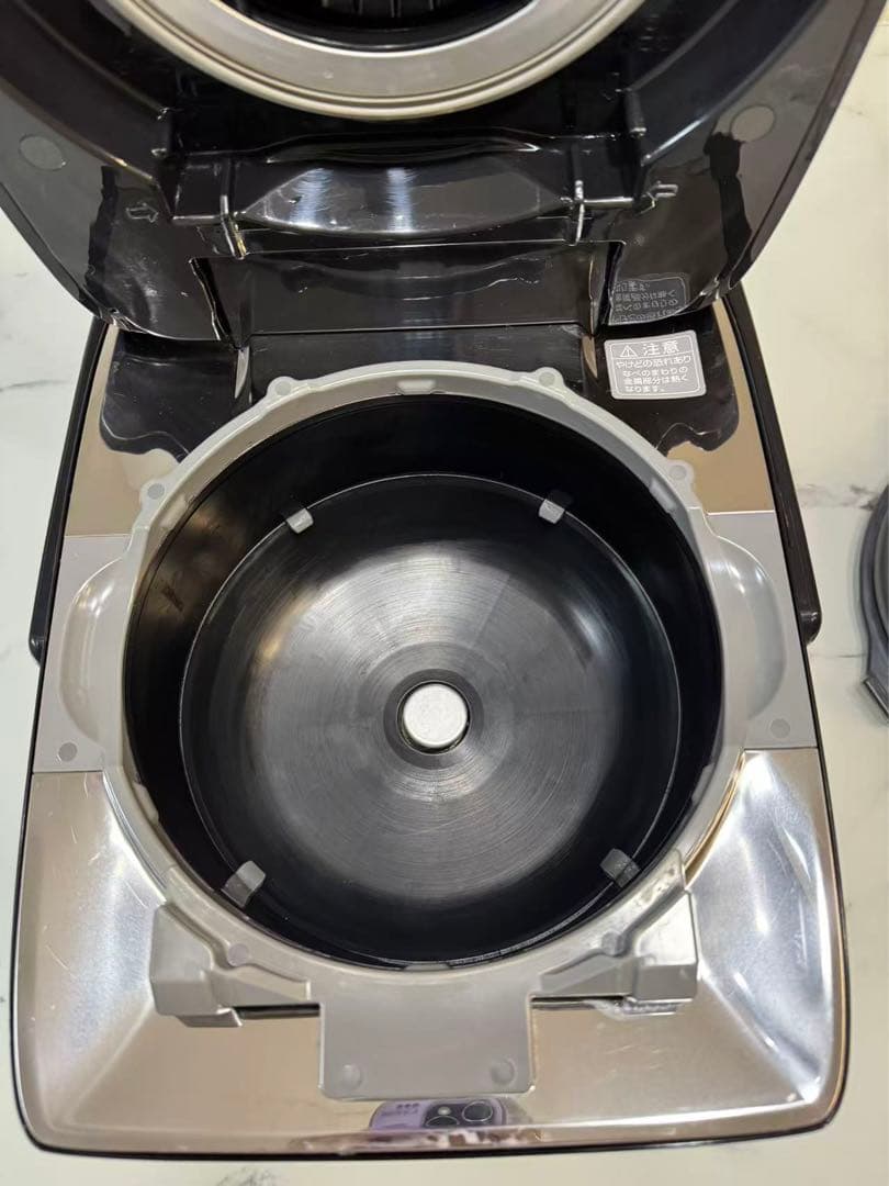 象印　圧力IH炊飯ジャー炎舞炊き 型名NW-LA10型色柄BZ