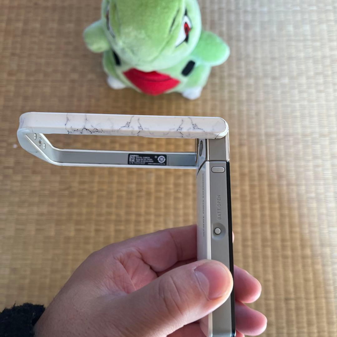 CASIO EXILIM EX-TR350 自撮りカメラ