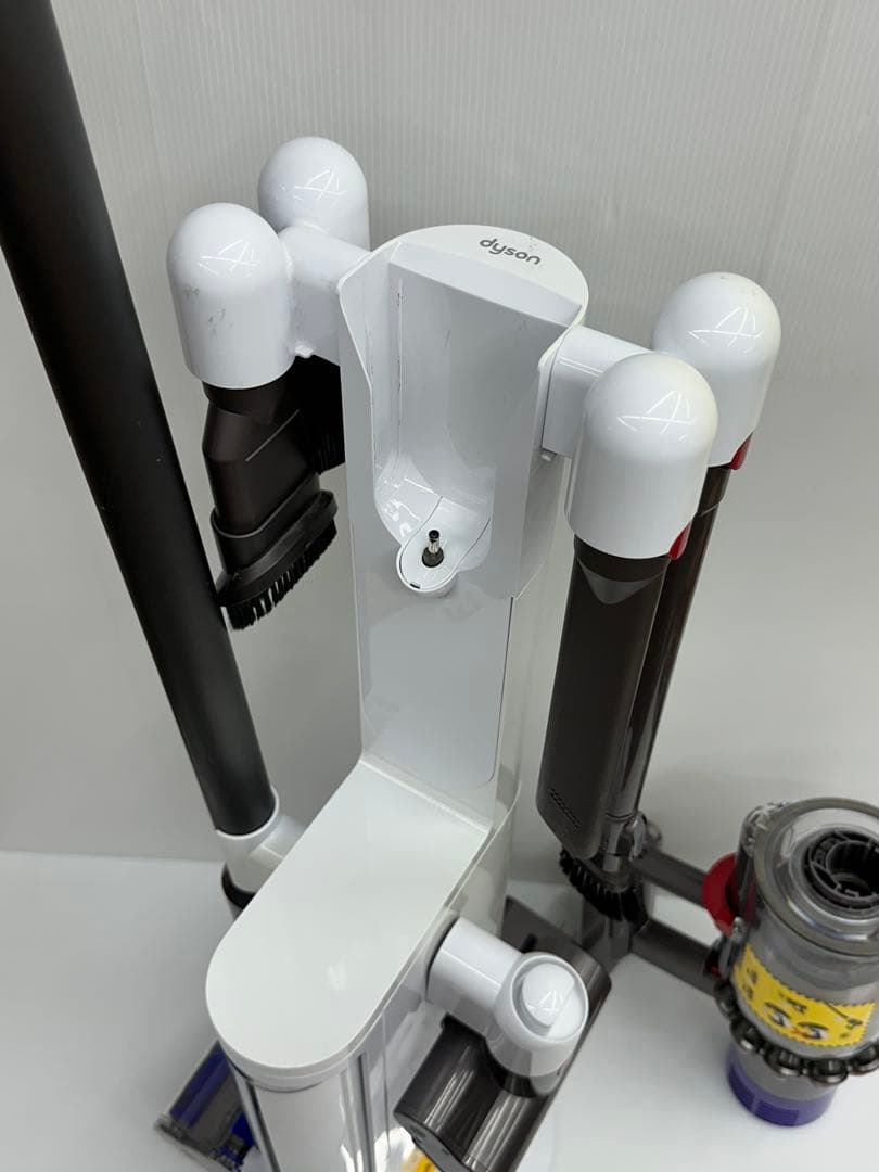 動作保証品　ダイソン　掃除機　SV12 スタンド付き　本体　純正品　美品　綺麗