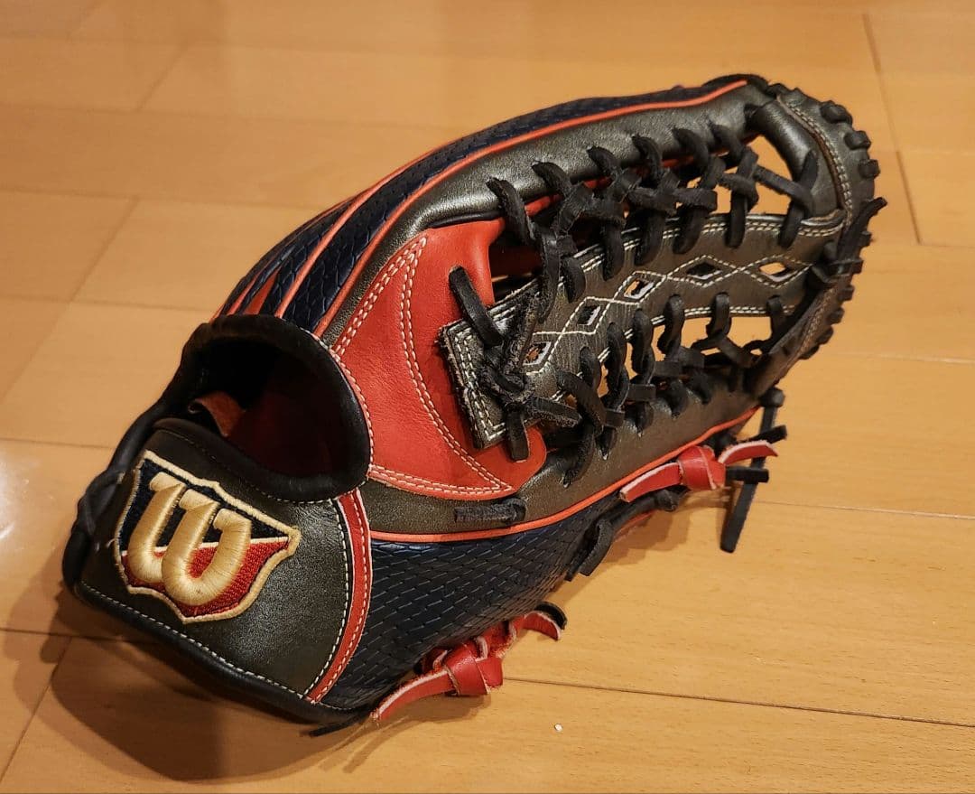 【Wilson】軟式グローブ 外野手用 赤黒