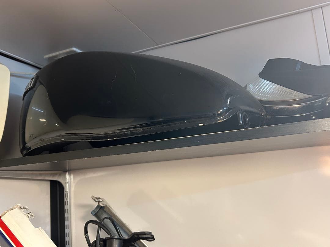 ゼファーχ外装、タンク、サイドカバー、テールカウル