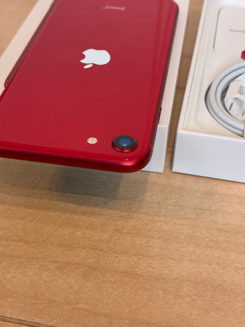 Apple iPhone SE (第2世代) レッド本体128GB SIMフリー