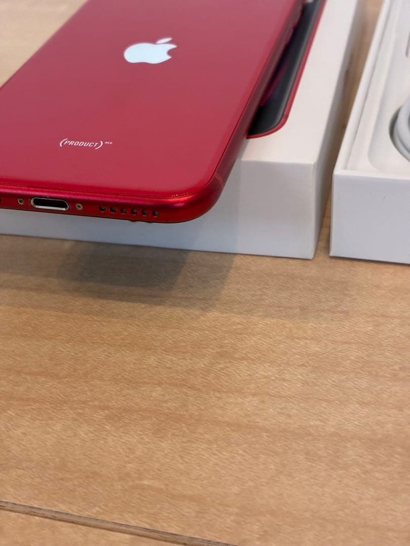 Apple iPhone SE (第2世代) レッド本体128GB SIMフリー