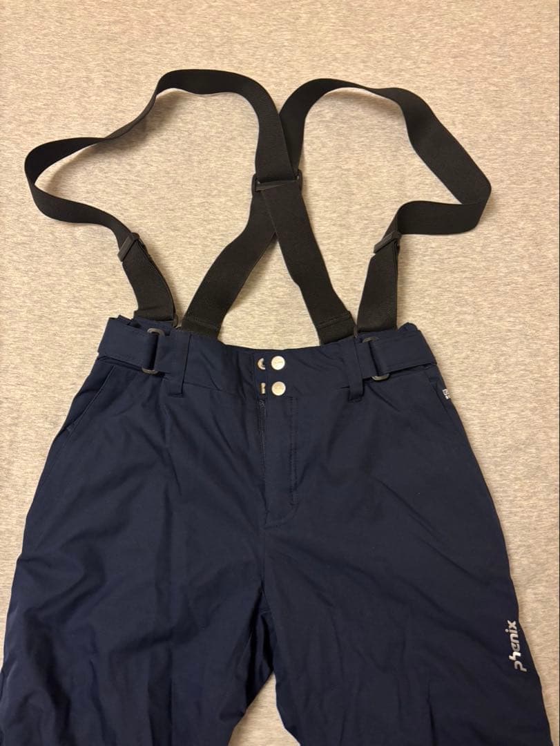 限定お値下げ中！【phenix】 スキーウェア 上下セット レディース Lサイズ