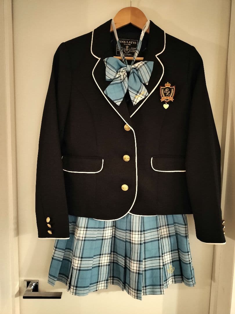 ピンクラテ Pinklatte 卒服 ジャケットＬsize.スカートMsize.