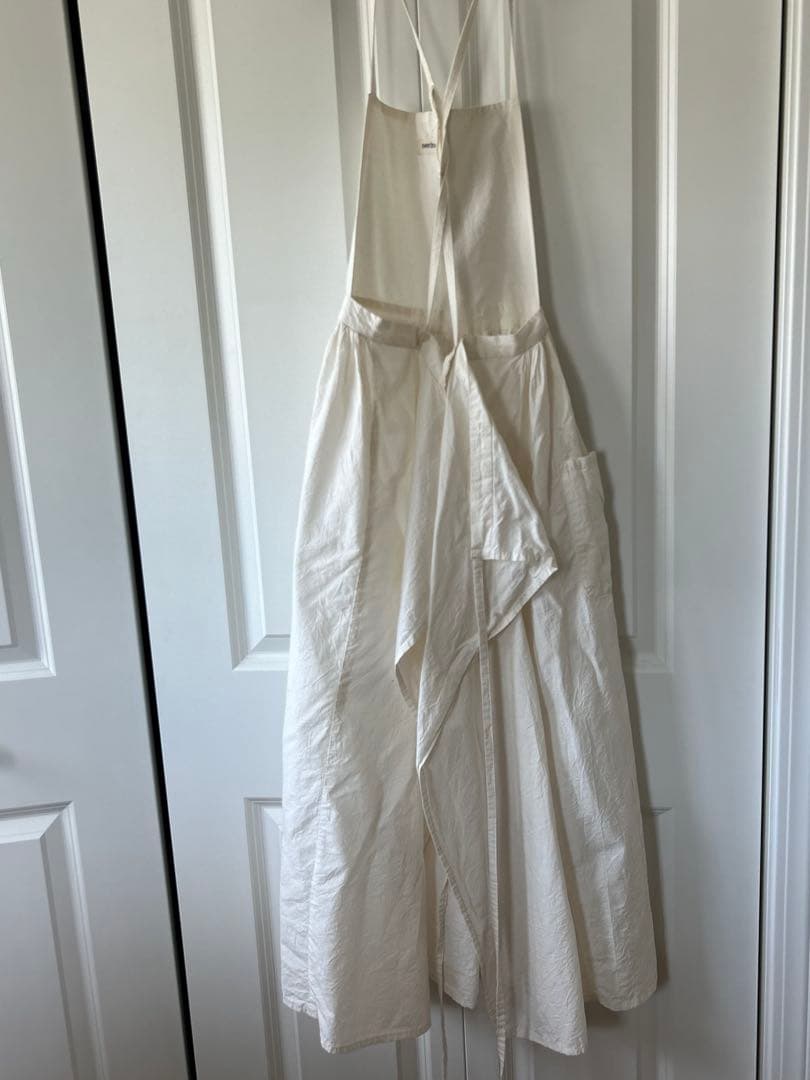 リネン　カフェエプロン　作家　くらすこと