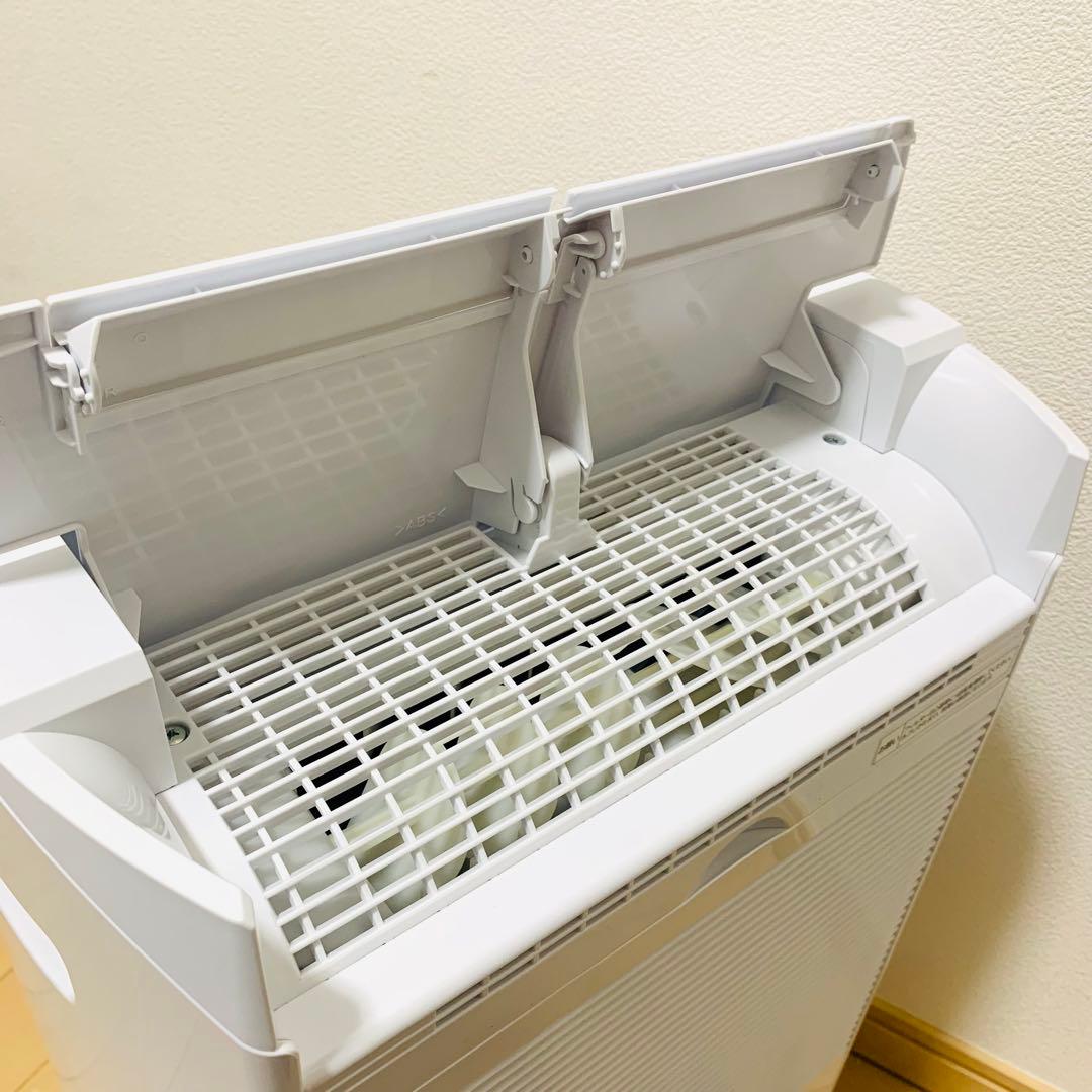 【新品同様】Panasonic 衣類乾燥除湿機 F-YHVX120 2023年製