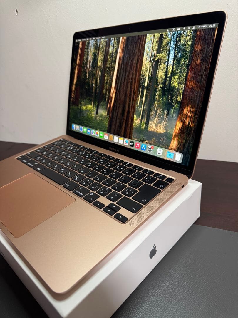 MacBook Air 2020 M1、500GB ストレージ、