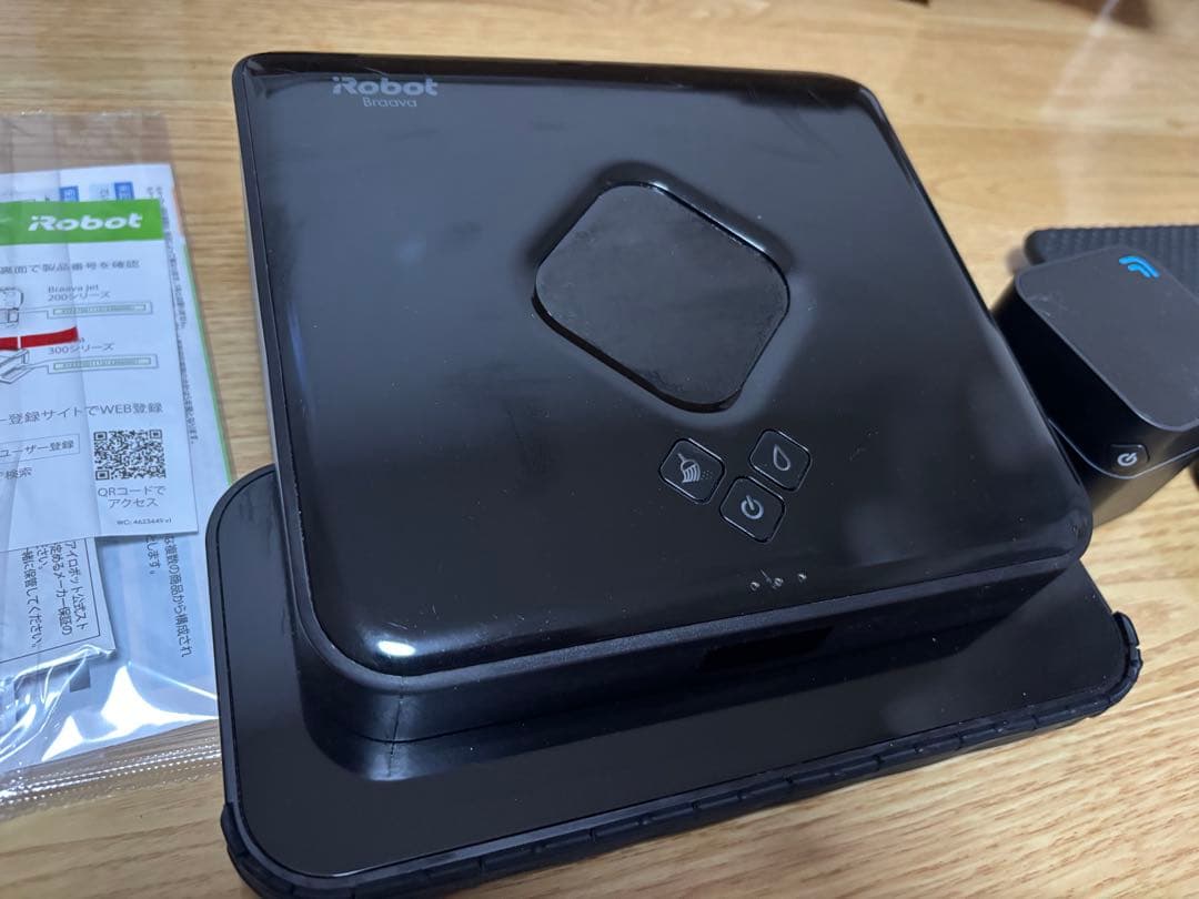 iRobot　床拭きロボット　ブラーバ381j　ブラック　水拭き有り