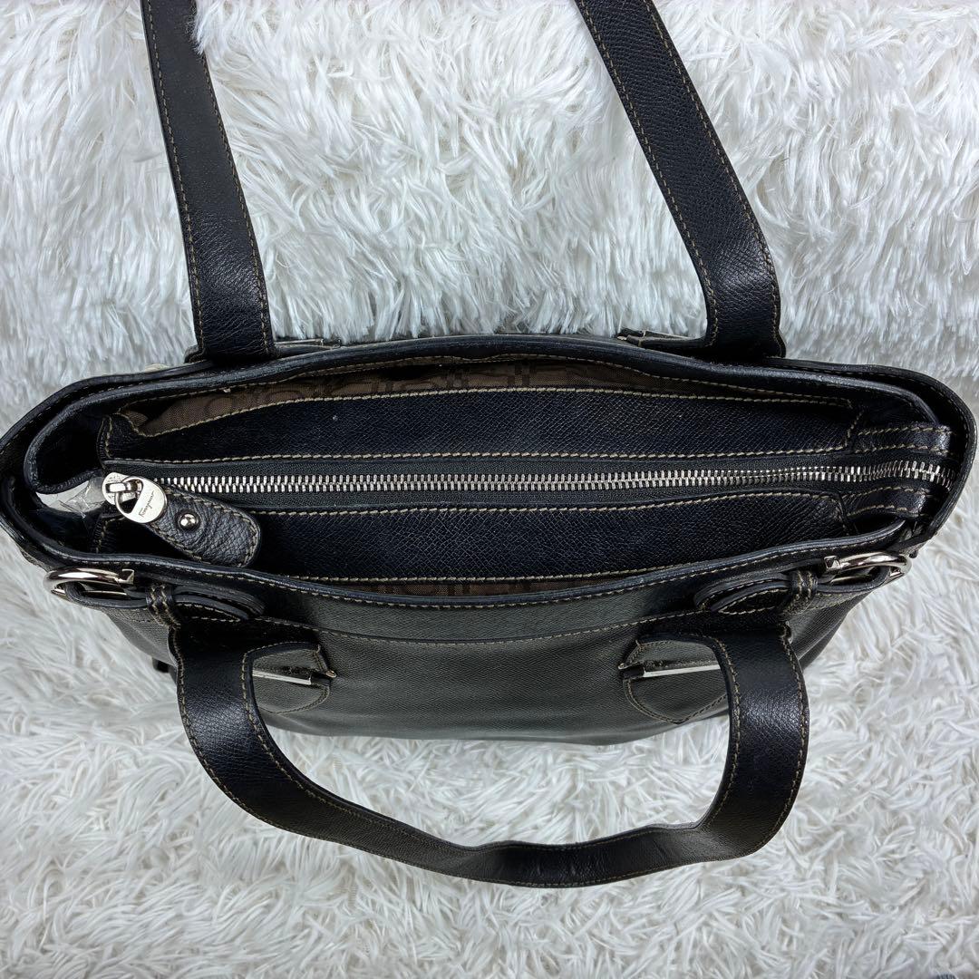 美品✨サルヴァトーレフェラガモ ビジネス トートバッグ レザー ガンチーニ