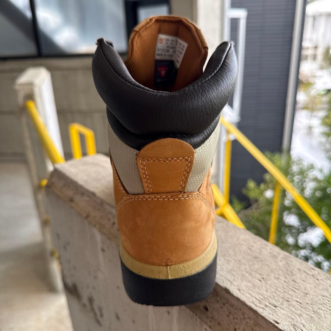 Timberland ウォータープルーフフィールドブーツ　US限定