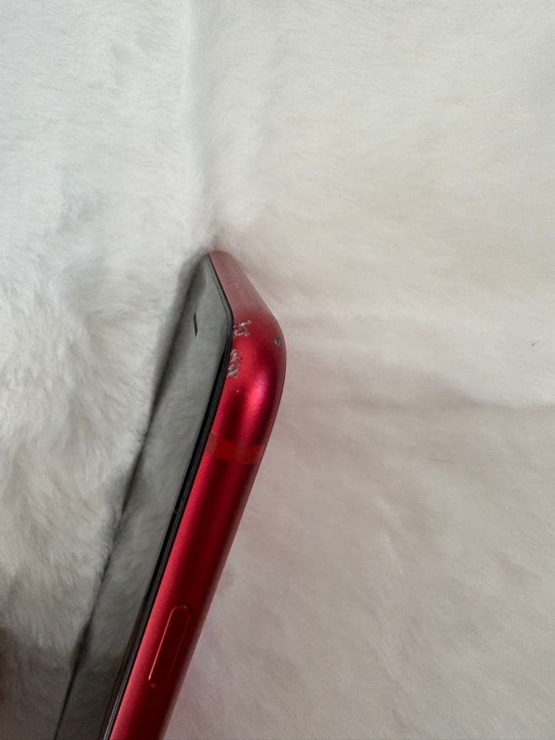 Apple iPhone 第二世代SE (レッド) 本体