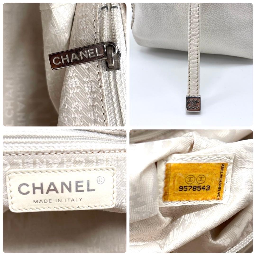 シャネル　キャビアスキン　デカココマーク　パンチング　ハンドバッグ　白　9番台