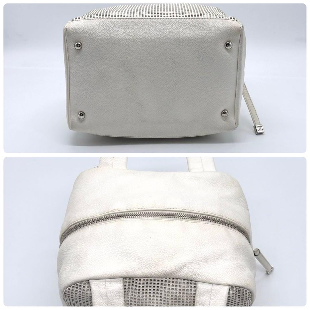 シャネル　キャビアスキン　デカココマーク　パンチング　ハンドバッグ　白　9番台