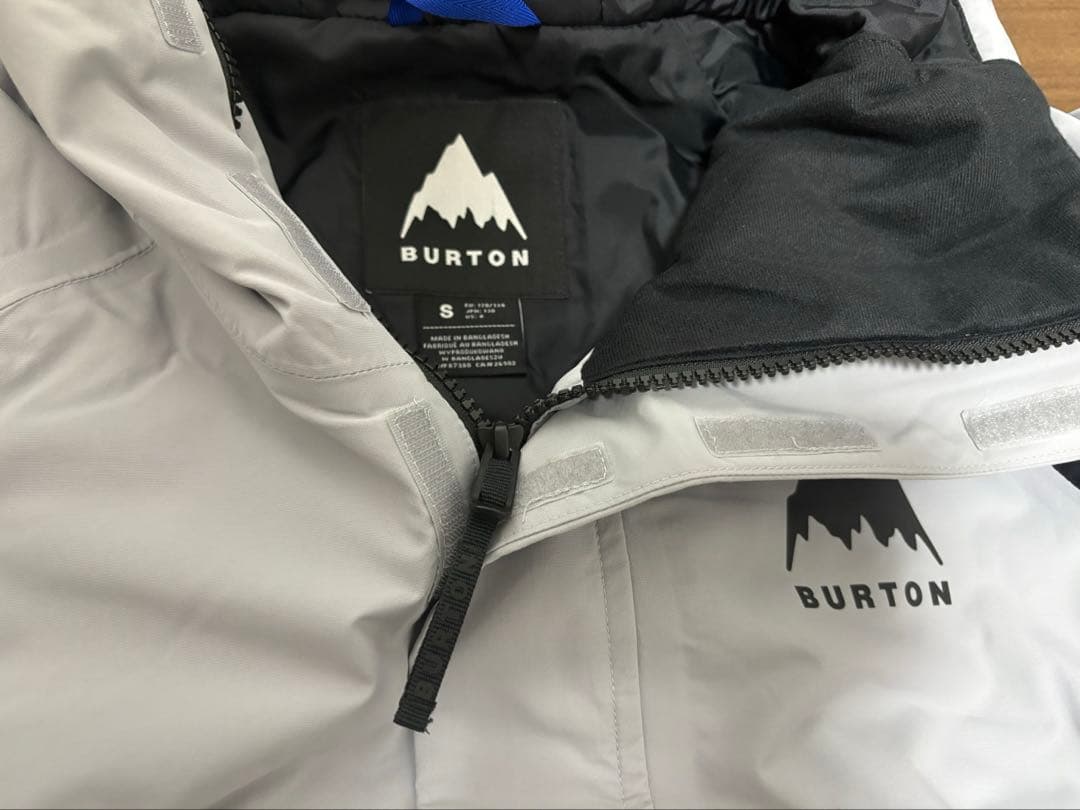 新品　バートンキッズスノーボードウェアジャケット
