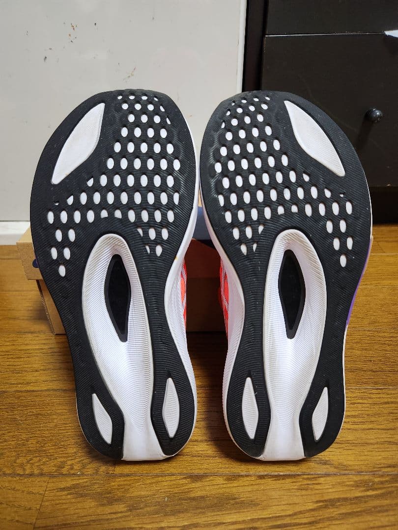 アシックス マジックスピード4 メンズ25cm