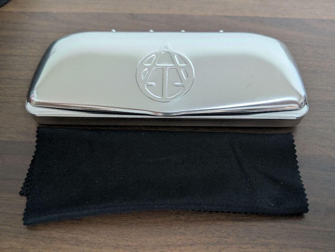 JULIUS TART OPTICAL サングラス　ジュリアスタートオプティカル