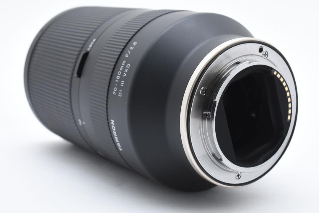 極上品！タムロン 70-180mm F2.8 Di III VXD A056SF
