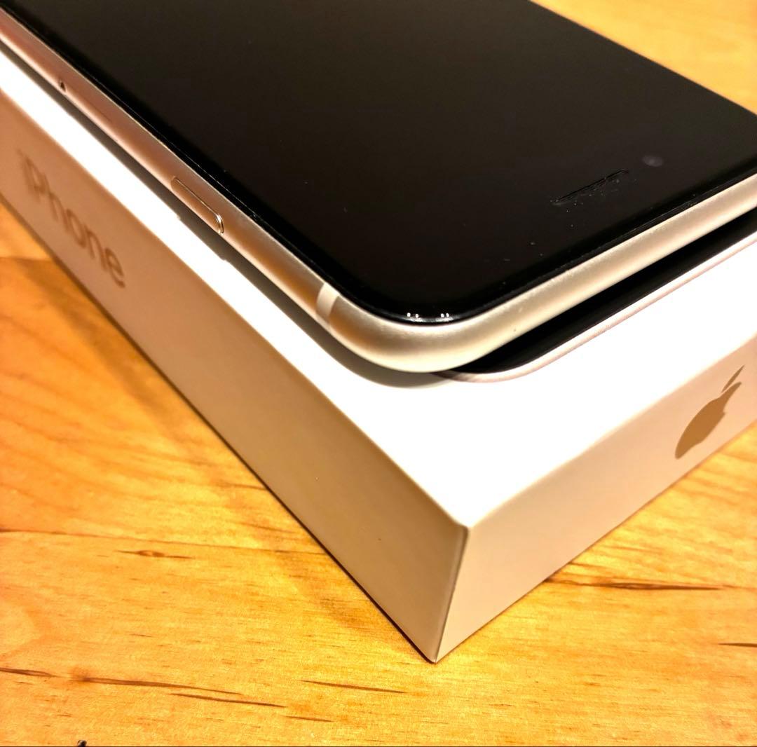 【美品　匿名便発送】Apple iPhone SE 第3世代 128GB