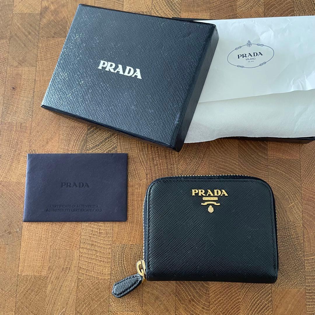 PRADA サフィアーノ レザー ケース