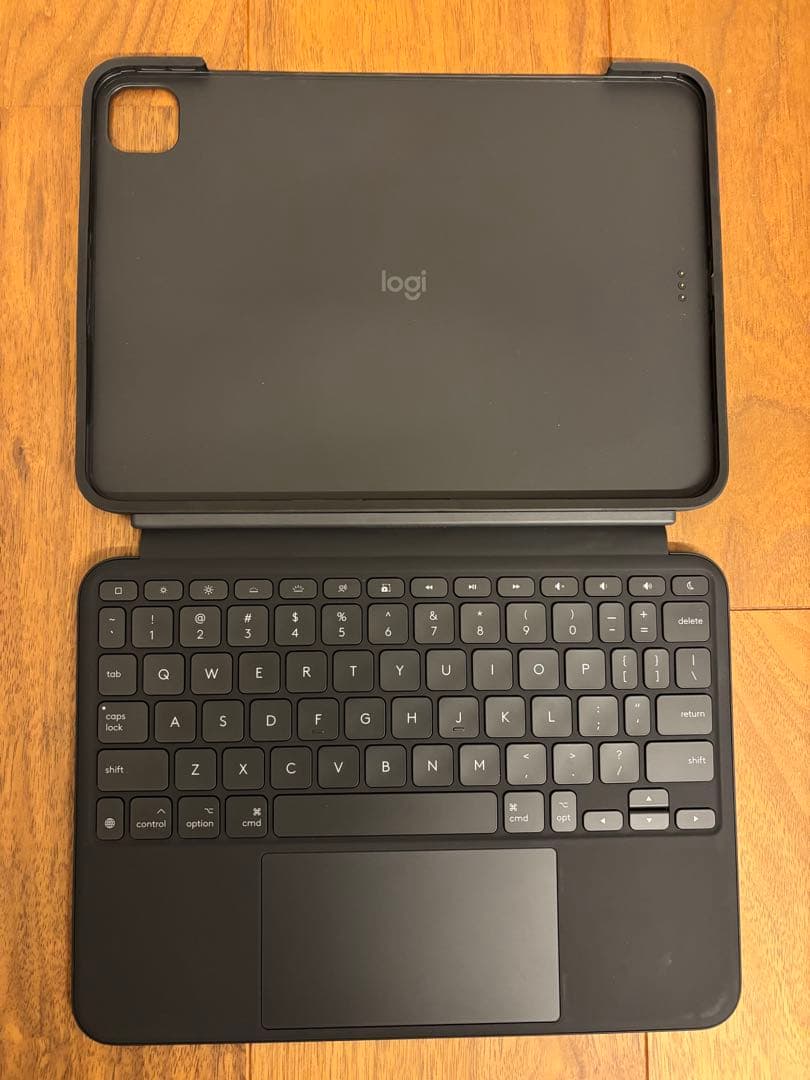 Logitech Combo Touch iPad Pro 英語配列 M4 美品