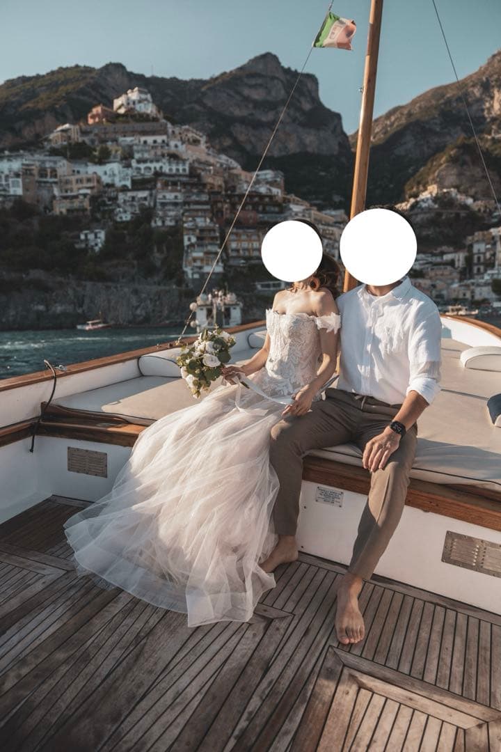 オフショルダー花柄刺繍ウェディングドレス