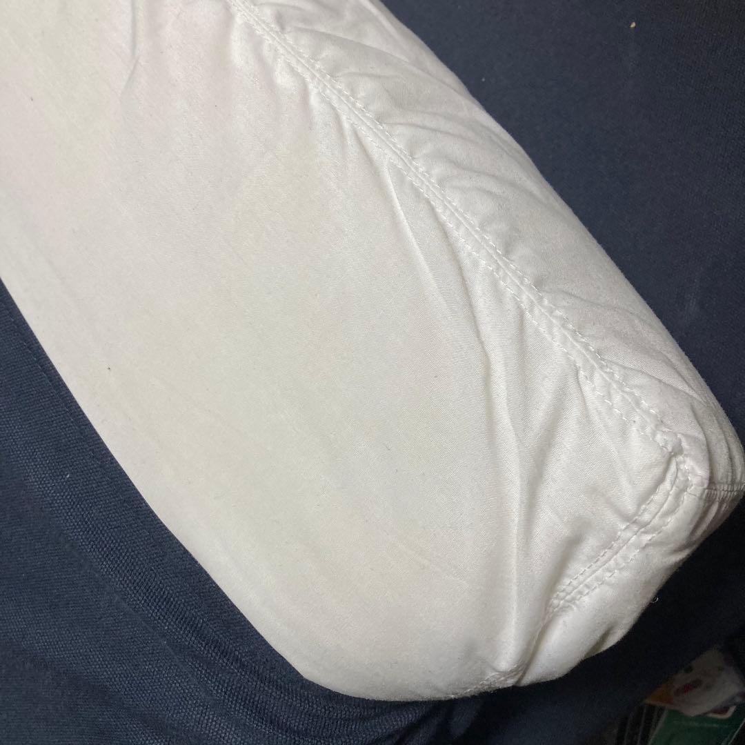 無印良品　リビングでもダイニングでもつかえるソファチェア　左