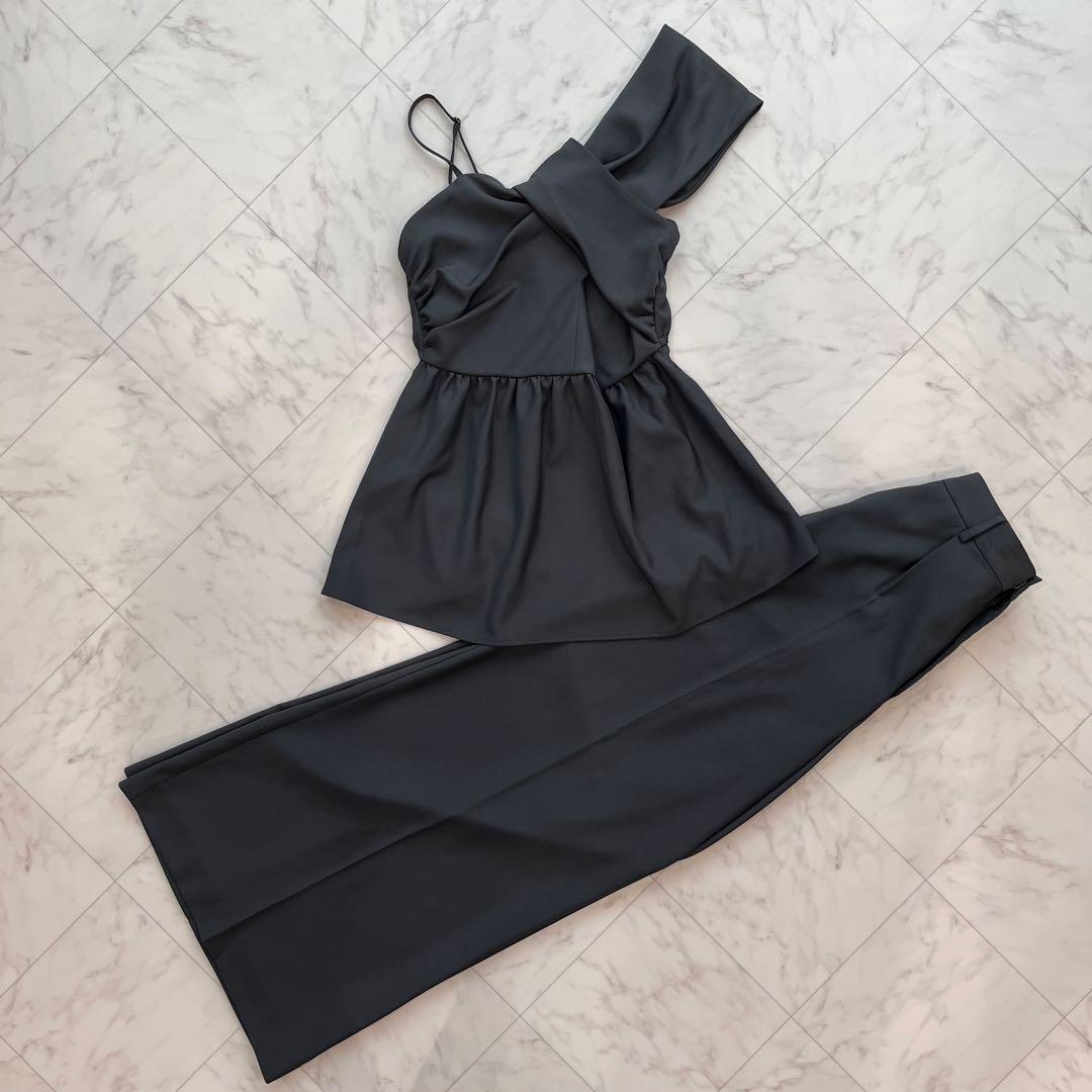 美品✨niana アシンメトリービスチェ&ワイドパンツセットアップ パンツドレス