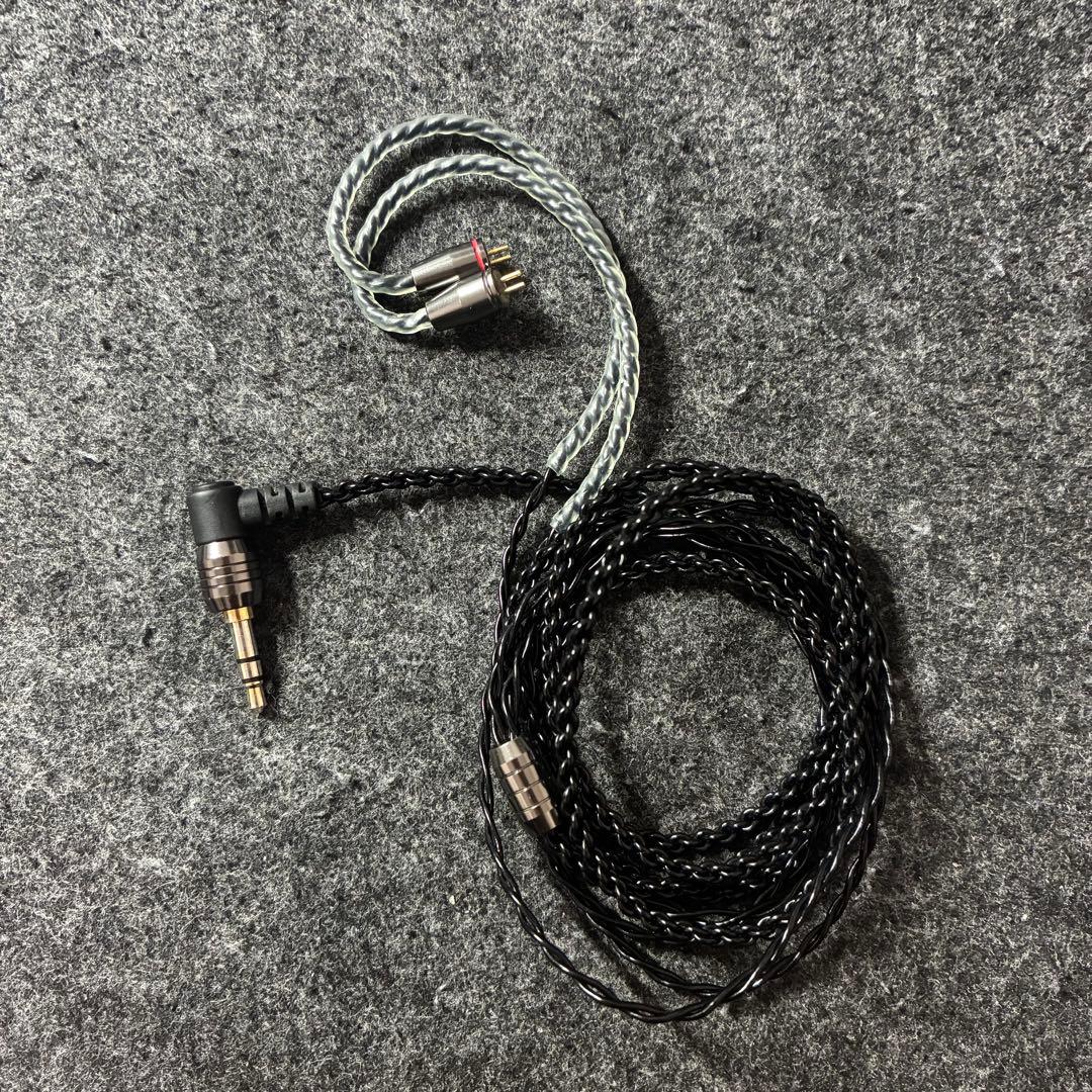 IKKO oh10 Obsidian 有線イヤホン　4.4mmリケーブルつき