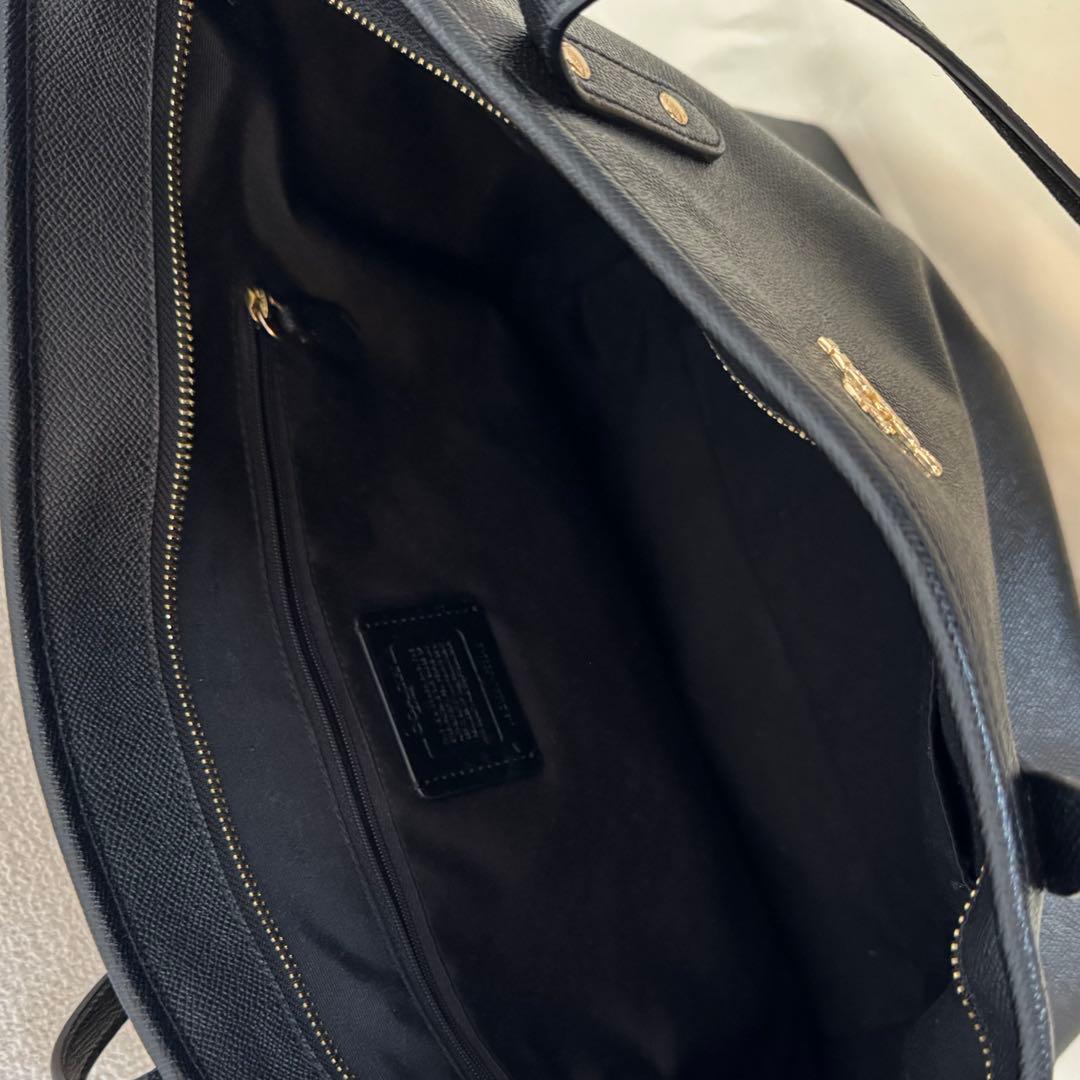 【美品】COACH ブラック レザートートバッグ　a4 収納 大容量 リクルート