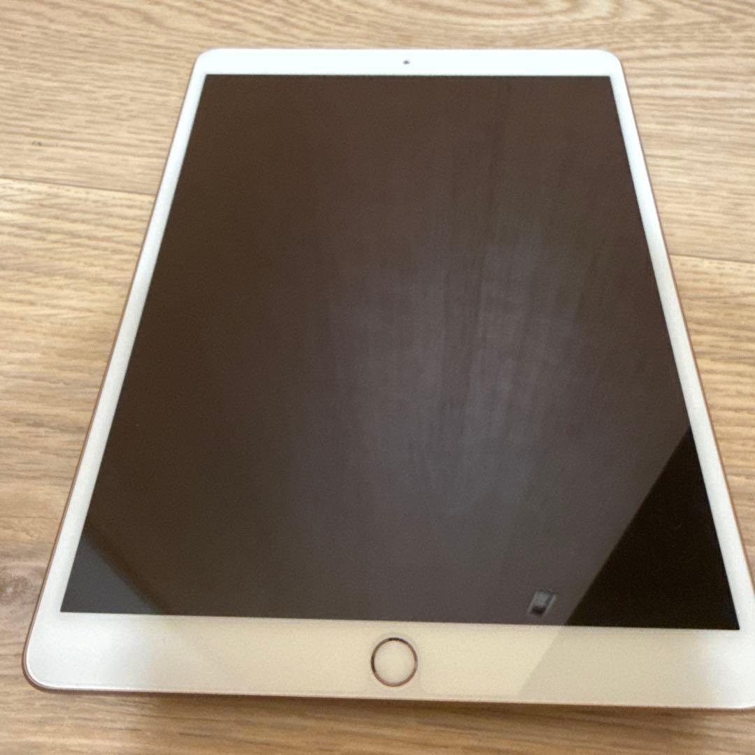 [Wifi + Cellular] iPad Air 第3世代 ゴールド