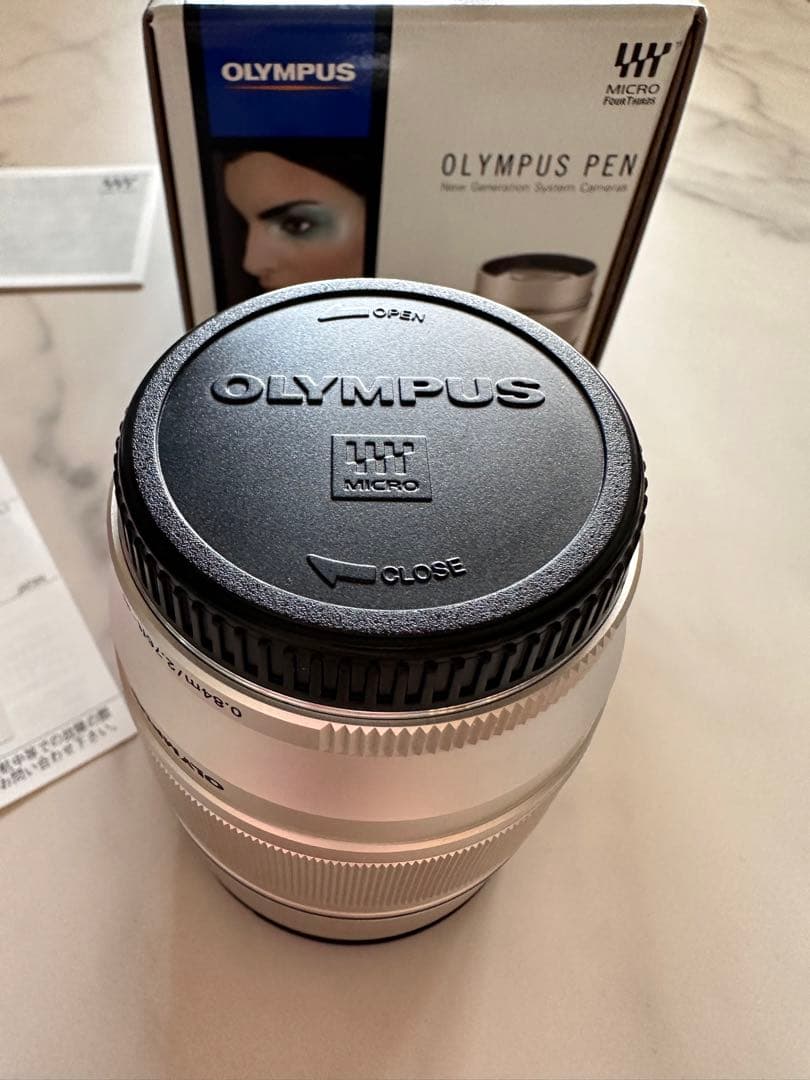 美品　オリンパス Olympus ED75mm F1.8単焦点レンズ