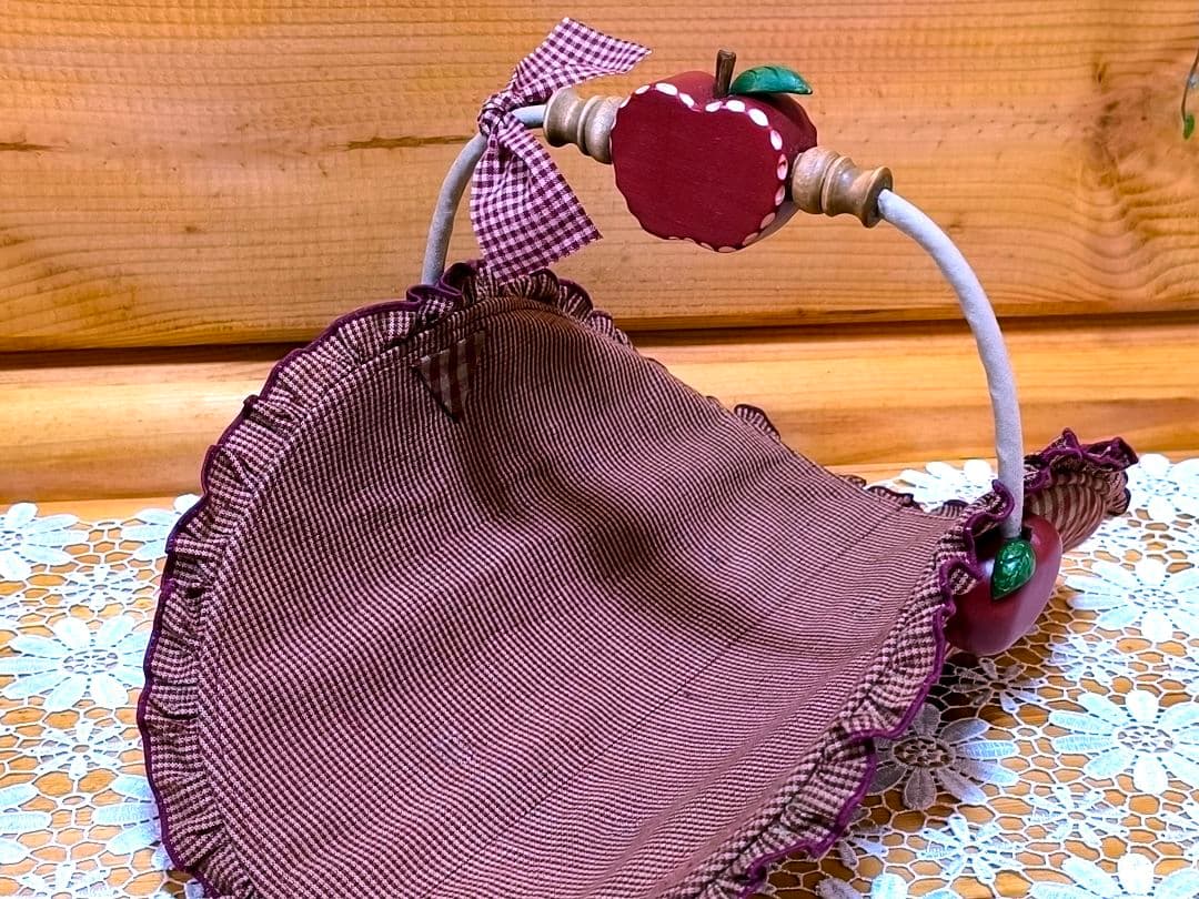 ⭐️アメリカンカントリー雑貨♥サンタさんからの贈り物ෆ飾り彫りりんごෆバスケット