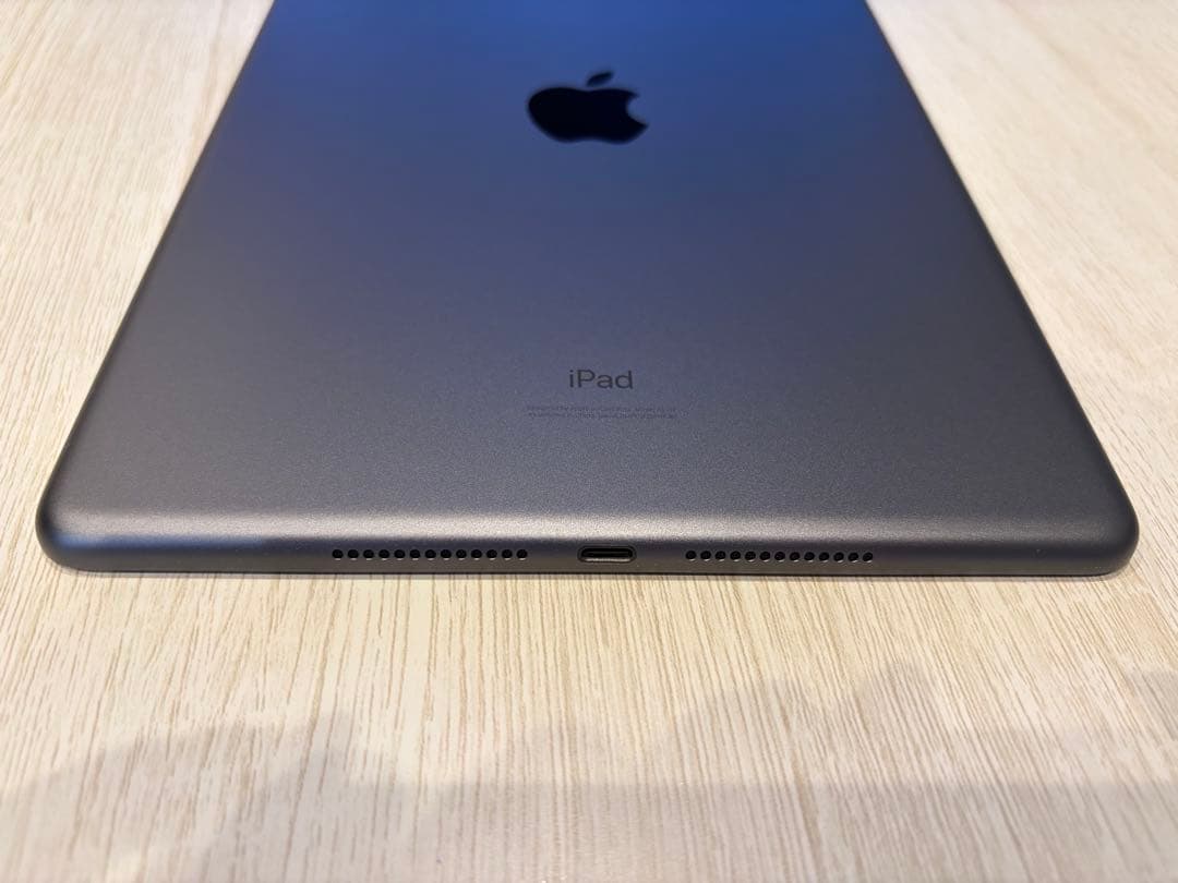 Apple iPad スペースグレー 第7世代