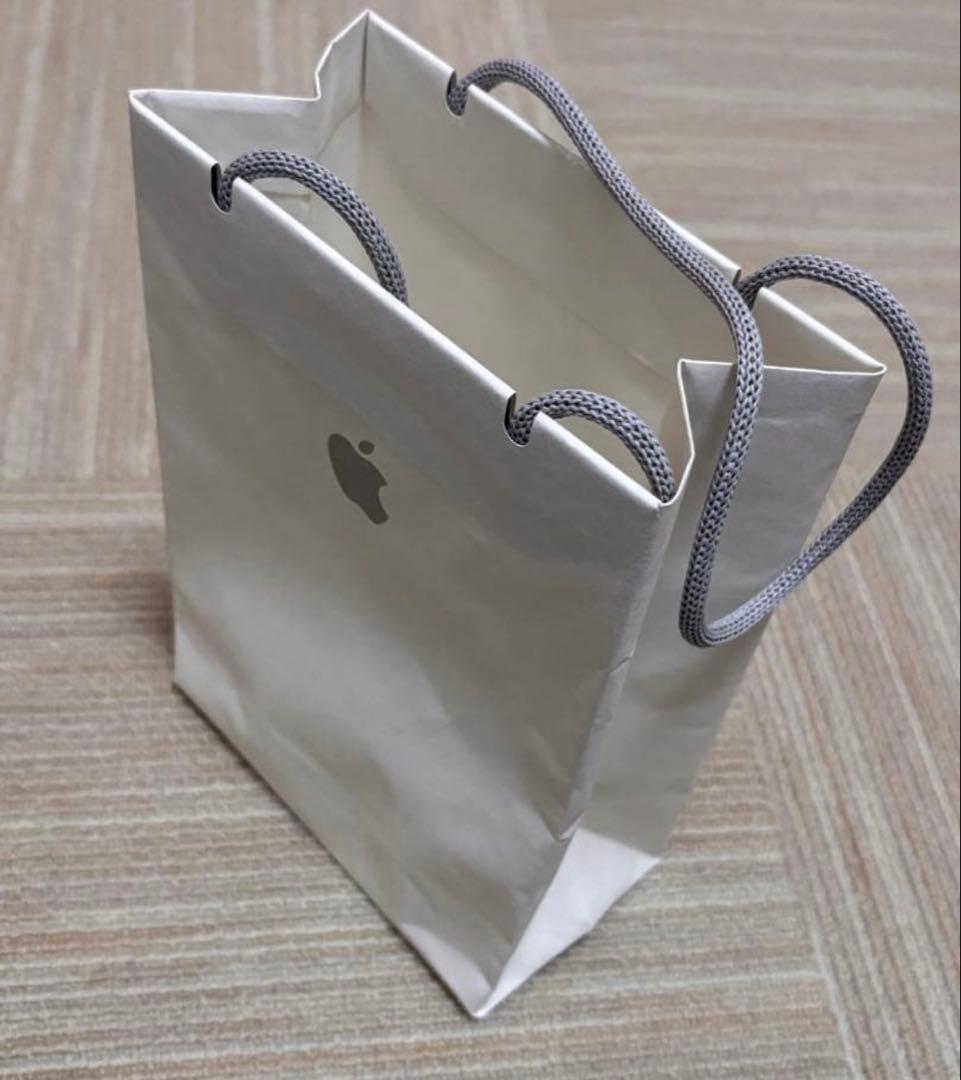 Apple AirPods Pro 3 本体 イヤホン　おまけ付　新品　未使用