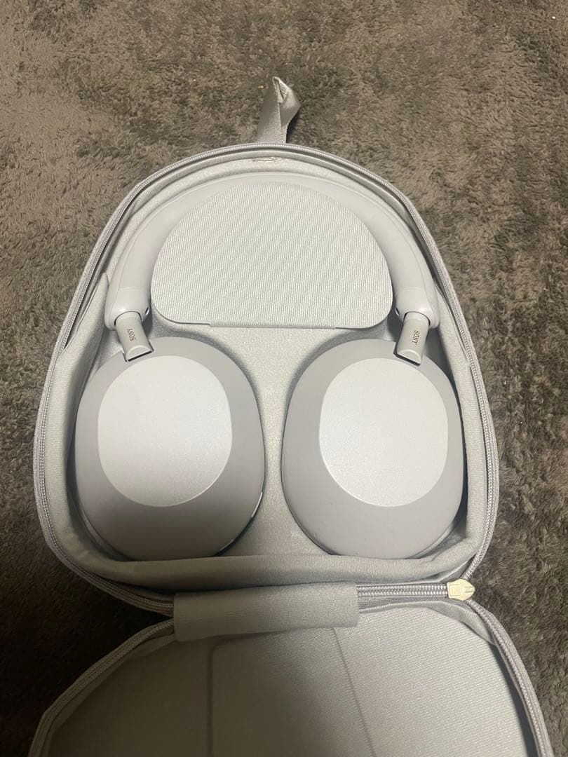 SONY WH-1000XM5 ヘッドフォン プラチナシルバー