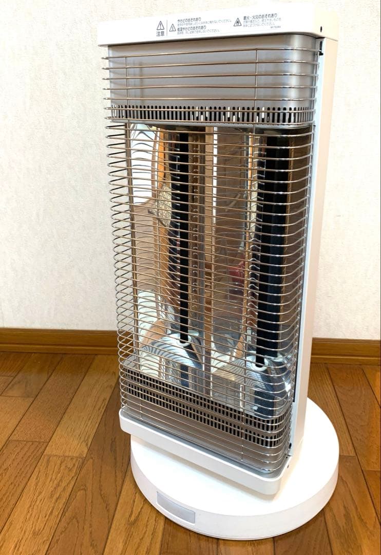【美品&即日発送】ダイキン　セラムヒートセラミックヒーター ERFT11WS-W