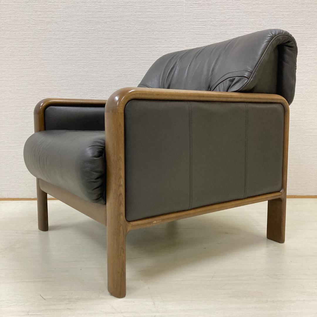 【カリモク】本革 一人掛けソファ シングルソファ レザー アームチェア A