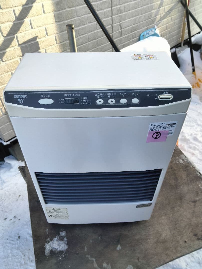 札幌発サンポットFF温風石油ストーブ！品番「FF‐513TF」2011年式中古品