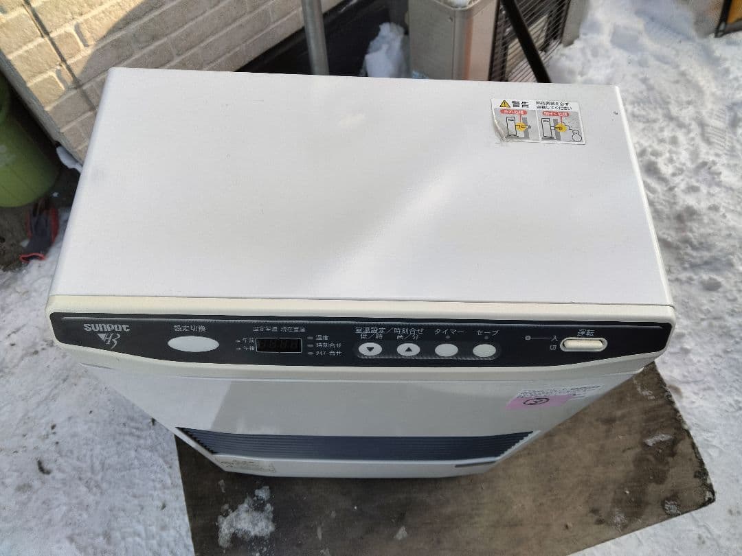 札幌発サンポットFF温風石油ストーブ！品番「FF‐513TF」2011年式中古品