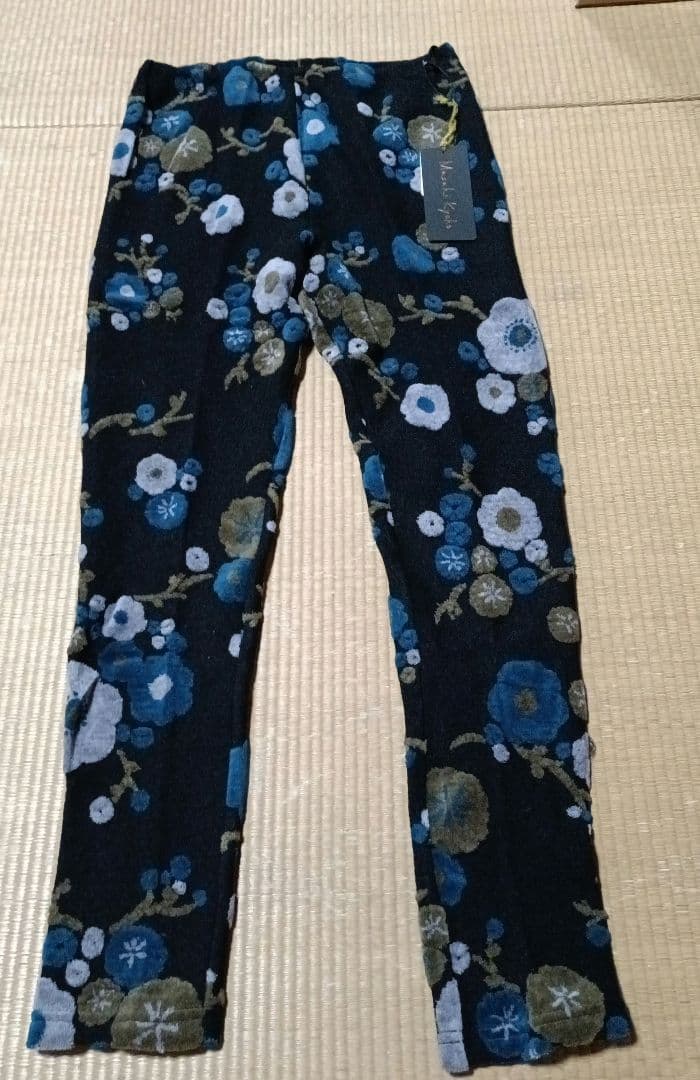 専用です）新品エムアンドキョウコ新品佐藤繊維M.&KYOKOレギンス