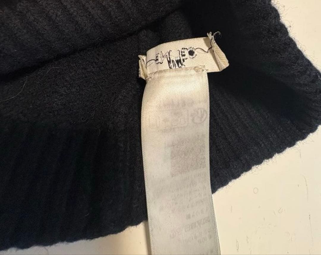 CELINE トリオンフ ニット帽 BTS テテ着用　カシミヤ