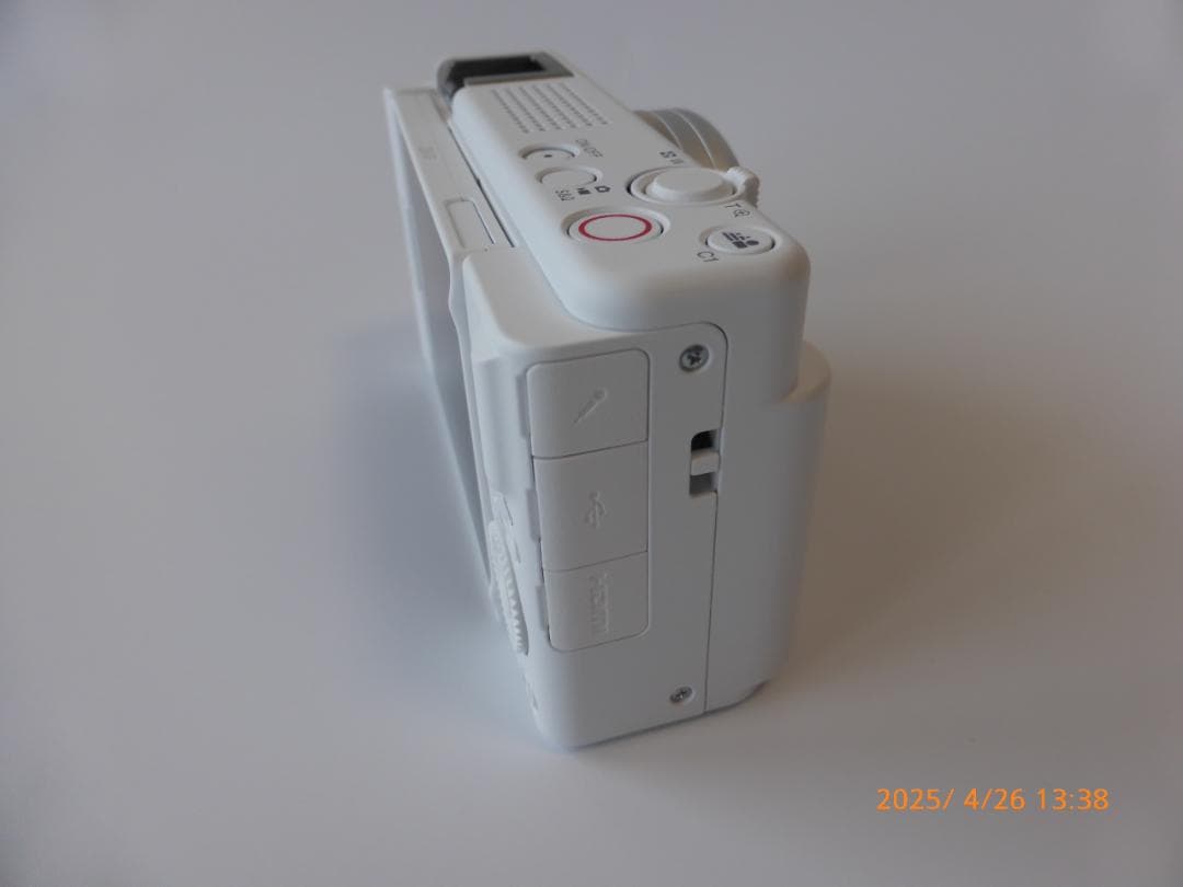 m*i様 新品未使用 SONY ZV-1F(W) 希少のホワイト 1年保証付き