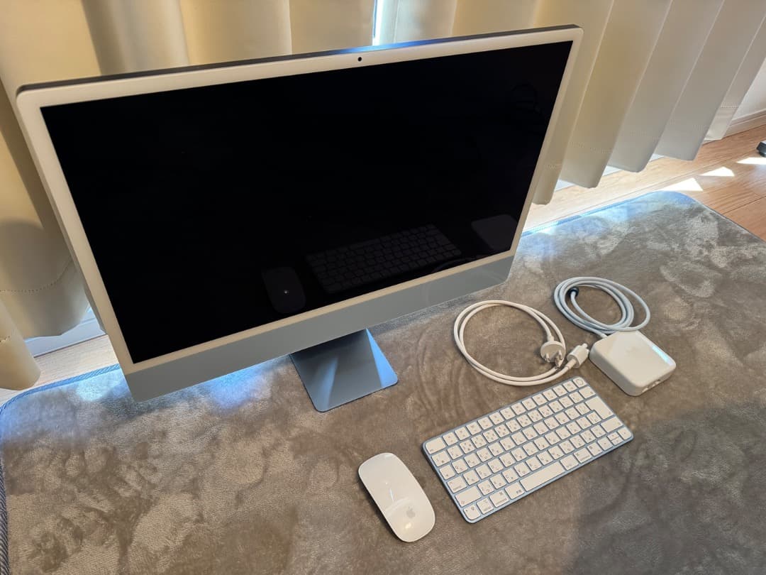 Apple M3 iMac 24インチ 本体 16GB/256GB と付属品