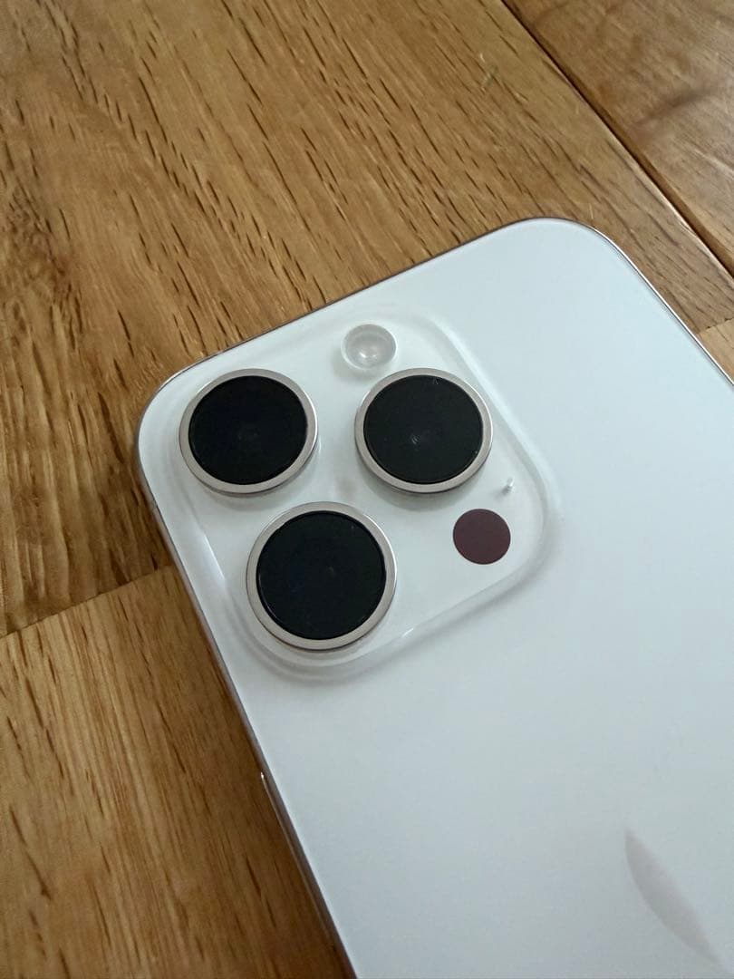 【g】iPhone 15 Pro 128GB ホワイト 本体 Apple