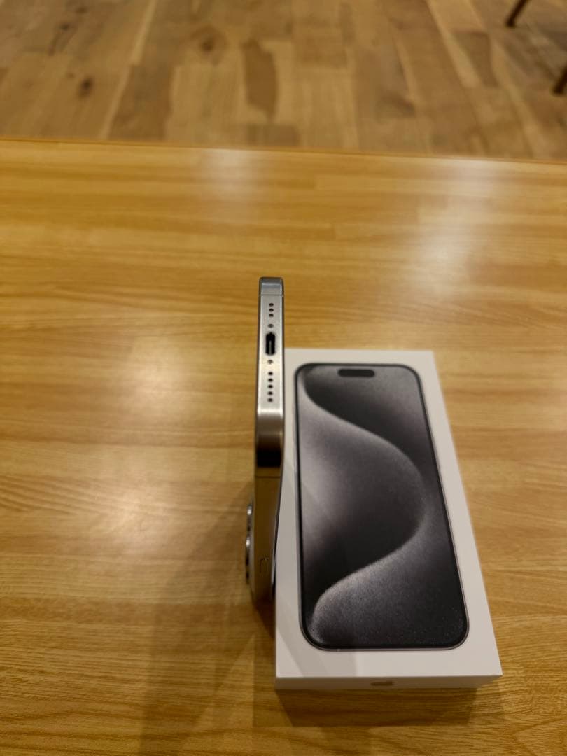 【g】iPhone 15 Pro 128GB ホワイト 本体 Apple