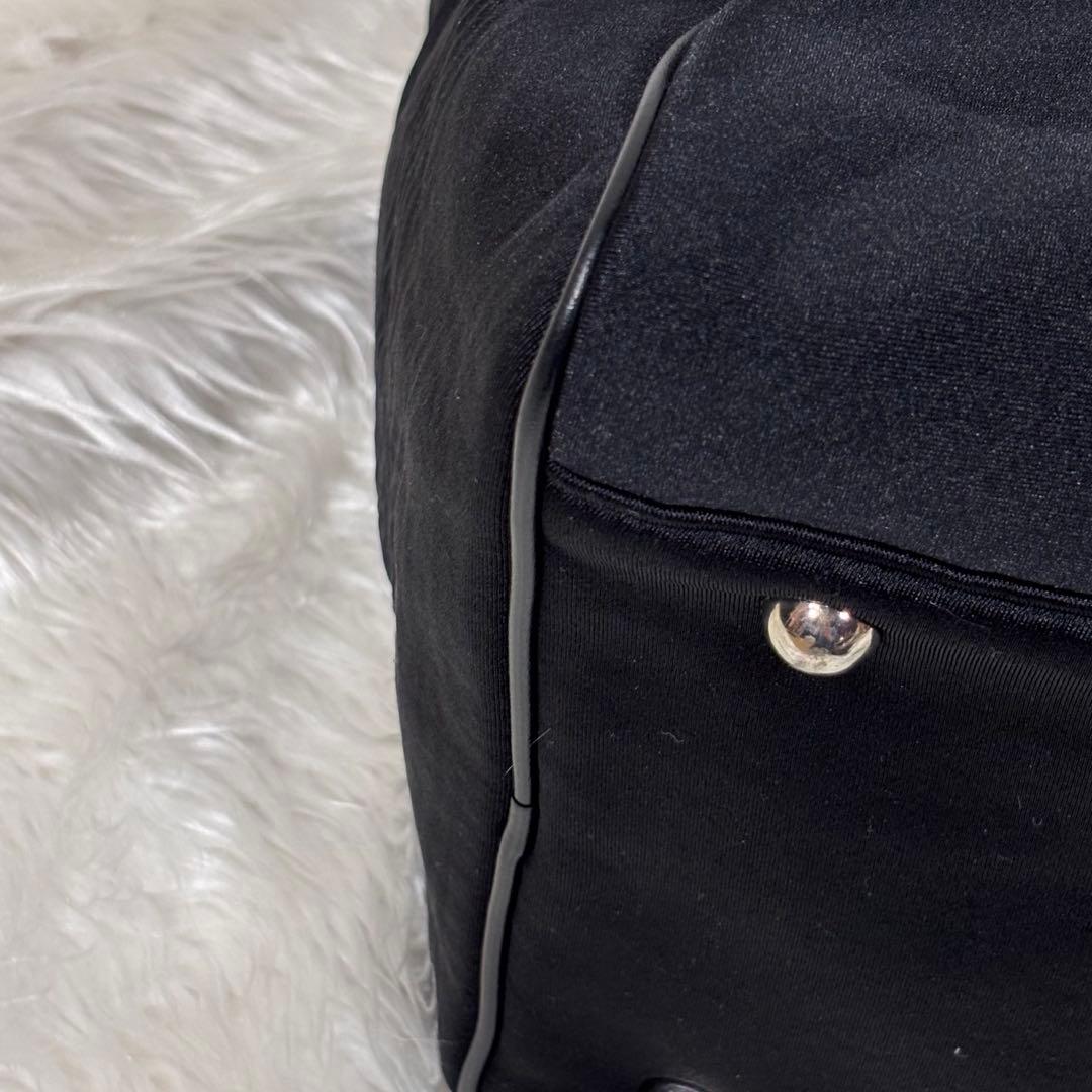 バレンシアガ ボストンバッグ 大容量 ジップ シルバー金具 フラップ 黒