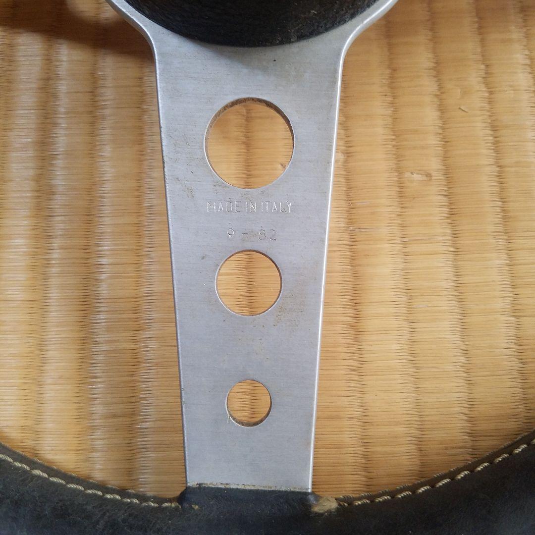 MOMO prototipoステアリング外径35Φ