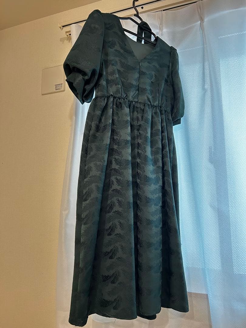 etoll. ジャガードパフスリーブドレス/オケージョンドレス