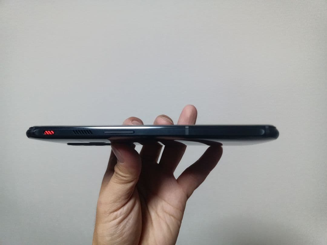 Redmagic7(スケルトン)ほぼ未使用レアです！